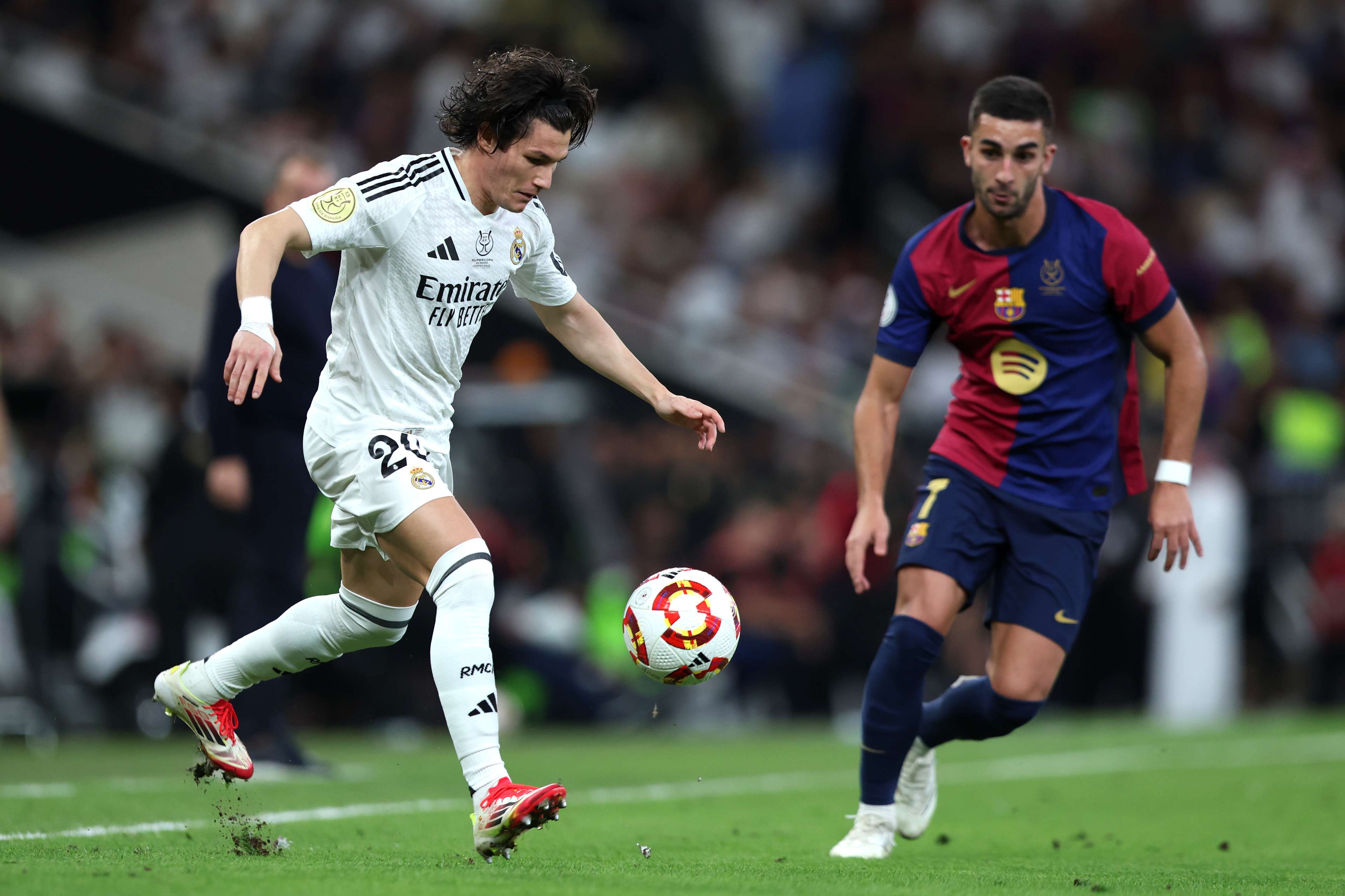 展现出的冷 展现出的冷